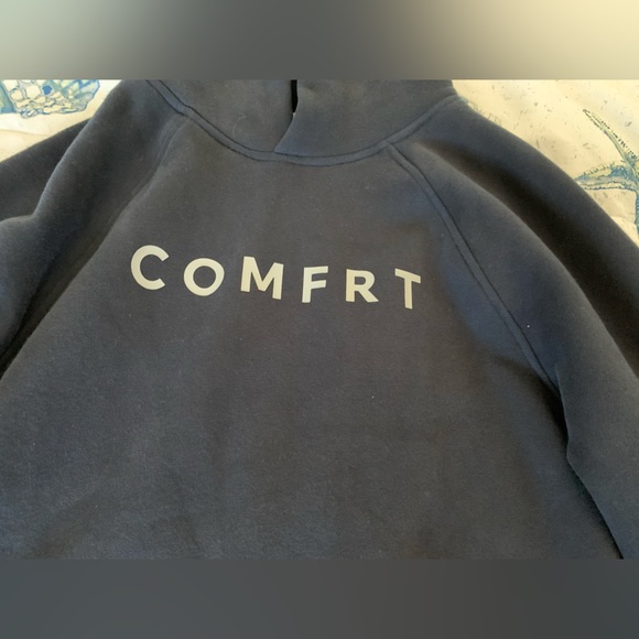 Comfrt Women's Navy Sweatshirt Hoodie Size Small NWOT - Picture 4 of 9